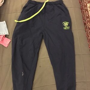 Men’s joggers